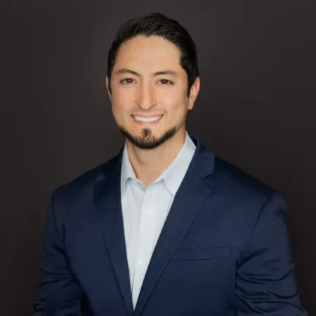 Eric De La Torre Headshot