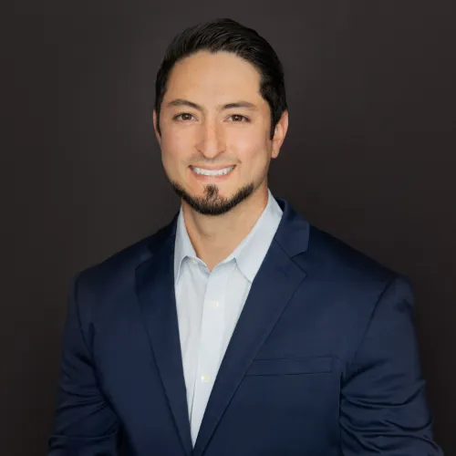 Eric De La Torre Headshot